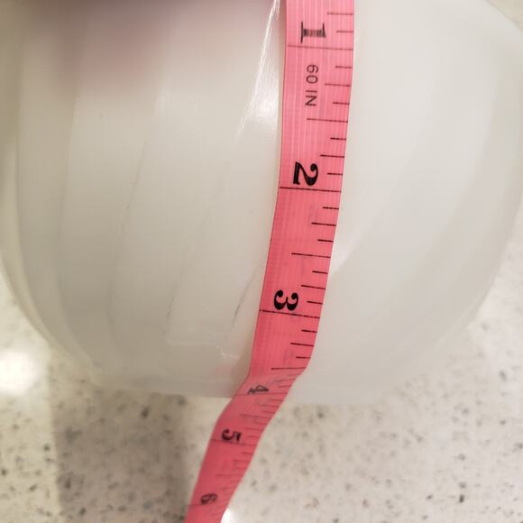 Vintage FIRE KING White SWIRL 7" Mixing Bowl 50s Milk Glass Anchor Hocking - Picture 8 of 9